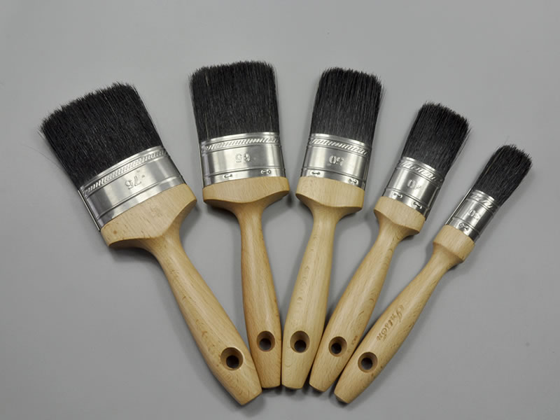 good quality paint brushes